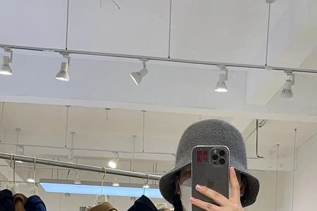 在大连买衣服去哪比较好哦