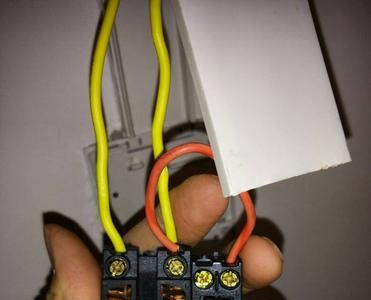 开关带指示灯怎么接线