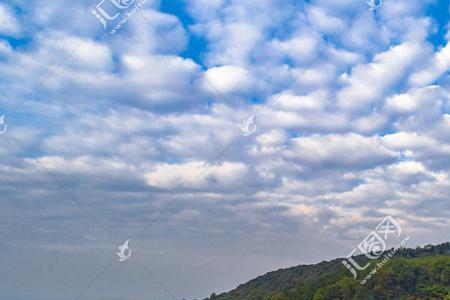 湖北咸宁潜山有多高