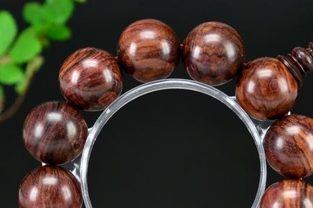 海黄手串用什么绳子最好