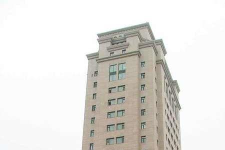 全国哪个城市银行最多