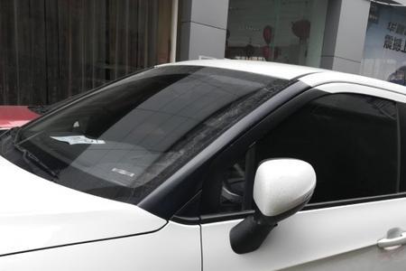 悬浮车顶贴完后下雨要不要紧