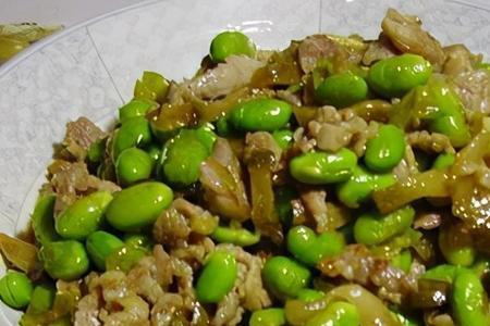 毛豆能不能和油菜在一起炒的吃