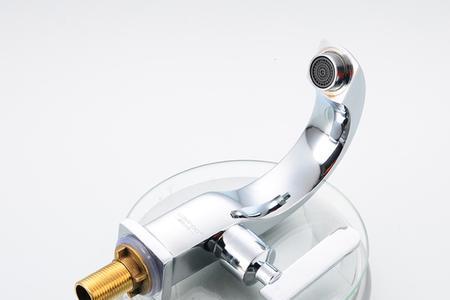 蒸汽熨斗出现水龙头标志
