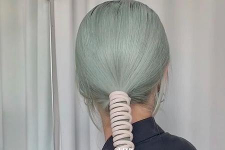 薄荷青灰掉色后是什么颜色