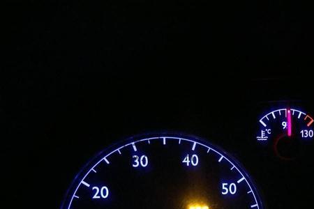 灯常亮不灭是什么原因
