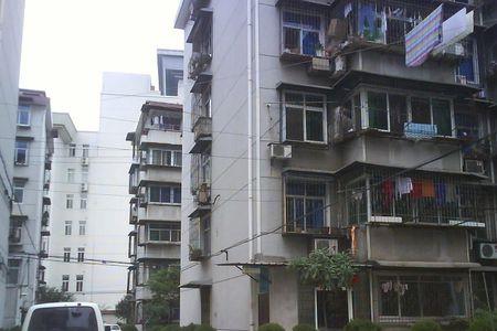 武汉余家头附近的小商品市场