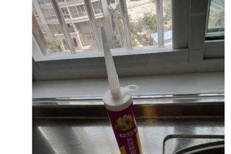 防霉玻璃胶有用吗