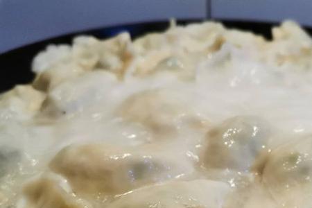 煮水饺皮还是白色的