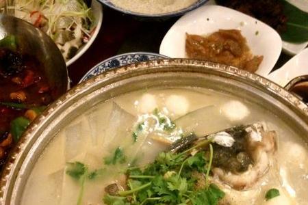 金汤鱼头锅做法