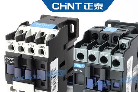 交流接触器线圈低压电从哪来的