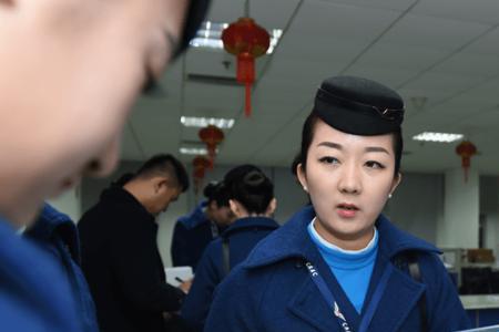 厦门航空mf机型怎么和空姐坐一起
