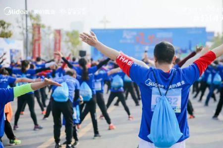 乐跑自己有装备可以不买吗