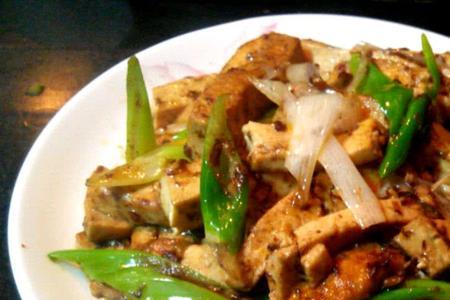 卤虾酱炖豆腐做法