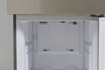 奥马冰箱异响怎么解决