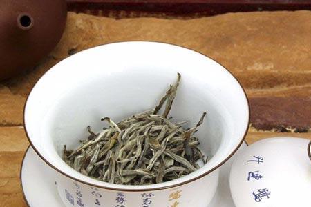 柠檬白茶泡法