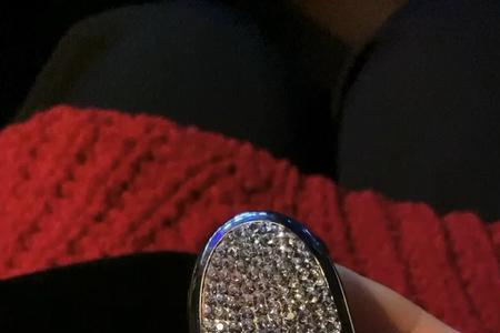 娇兰口红钻石壳掉钻吗