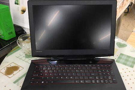 联想300-15isk笔记本蓝屏