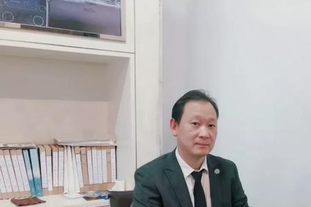 行政经理和人事经理哪个大