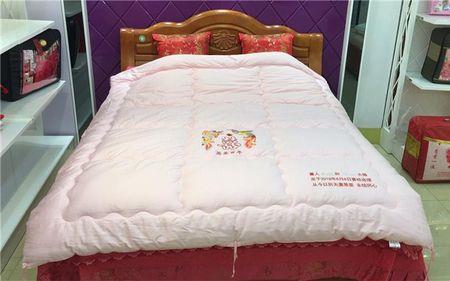 晚上做被子有讲究吗