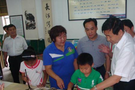 深圳鹏达小学有大专学历老师吗