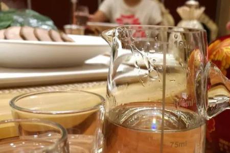 一小盅白酒是多少毫升