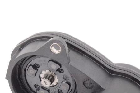 宝马x4电子水泵拆装方法