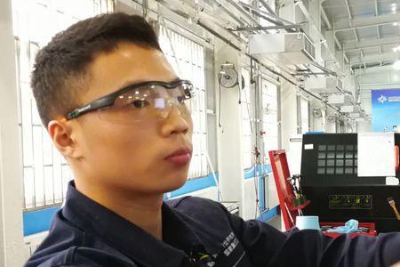 数控高级技师证含金量高吗