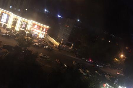 小区门岗灯光扰民怎么办