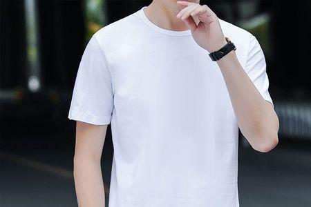 夏装短袖棉和聚酯纤维哪个好