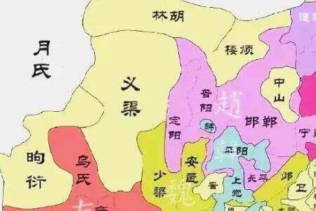 挂七国相印的是谁
