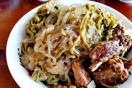 干豆角冻豆腐粉条猪肉做法