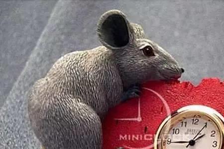 奇怪的时钟的原理