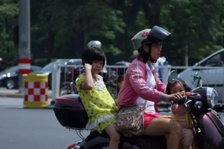 电动车子有时快有时慢怎么回事