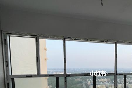 换阳台玻璃需要找什么人换