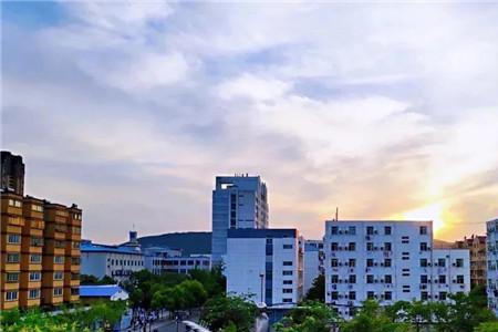 徐州35中和5中哪个学校好