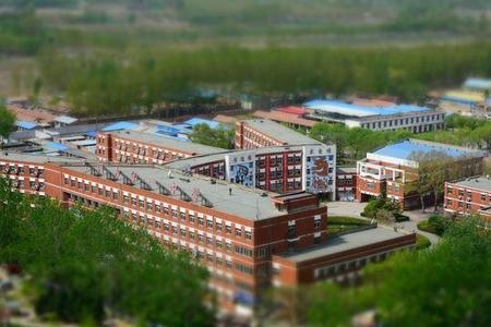 廊坊新世纪中学校内有住宿吗