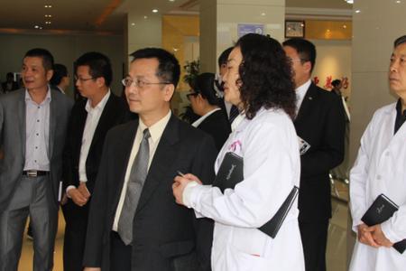 博爱医院创始人是谁