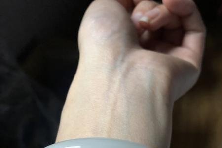 和田玉清水料子为什么越戴越白