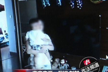 保姆掌掴1岁幼儿事件始末