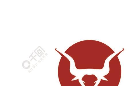 公牛标志在中间和边上有何区别