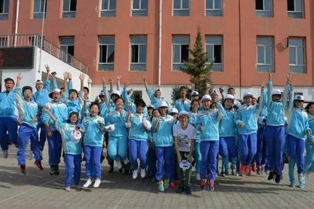 呼和浩特市秋实小学好吗