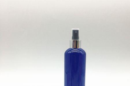 香水可以用塑料瓶装吗