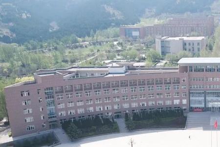 曲阜理工学院是民办还是公办