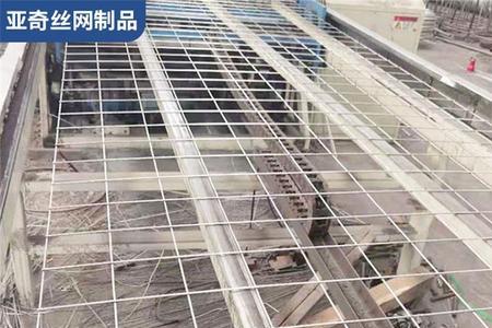 屋面保温钢丝网的安装方法