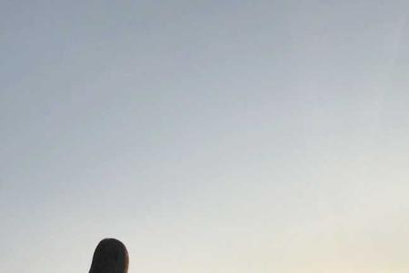 女生朋友圈衣着暴露是什么心态