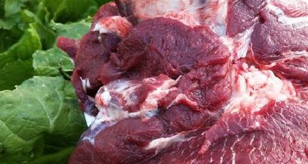 买的新鲜牛肉为什么会有点臭