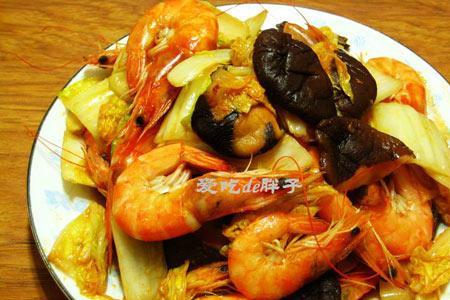 虾头炒香菇的家常做法