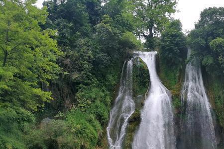 山水秀丽的意思