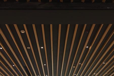 铝方通吊顶喷淋头如何设置